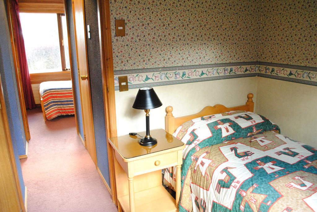 Cabanas De Turismo Araucarias Del Sur Puerto Varas Zimmer foto