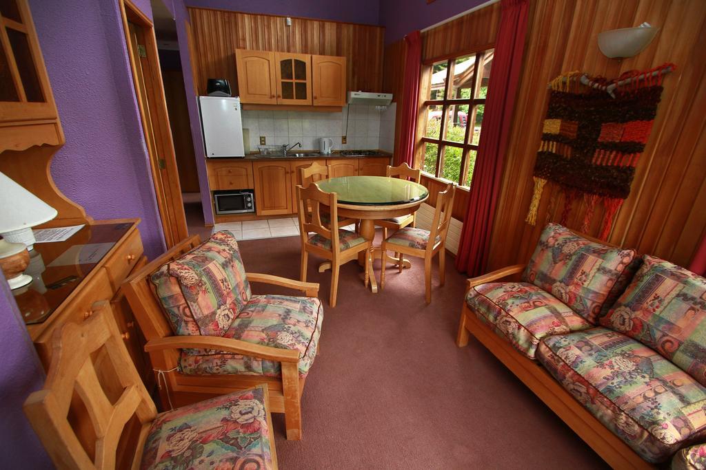 Cabanas De Turismo Araucarias Del Sur Puerto Varas Exterior foto